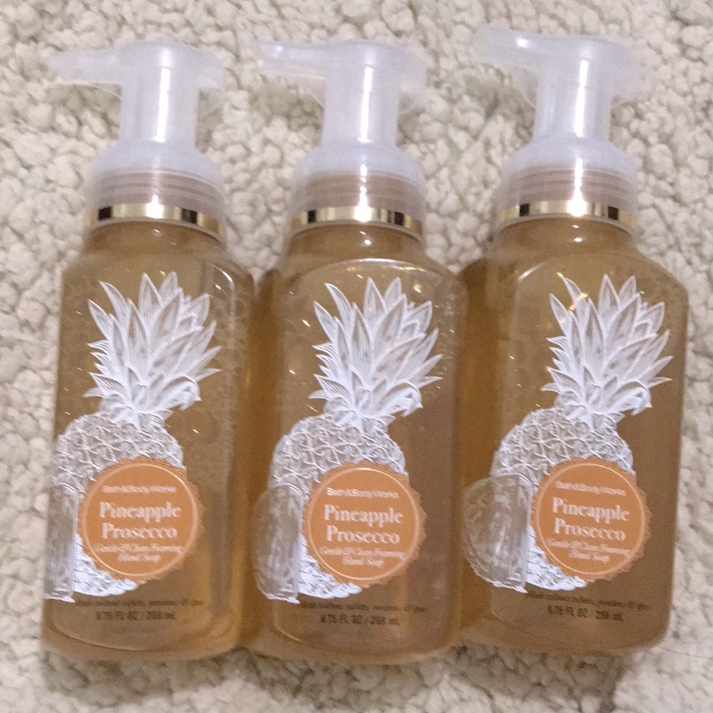 NEW- Bath & Body Works- Pineapple Prosecco